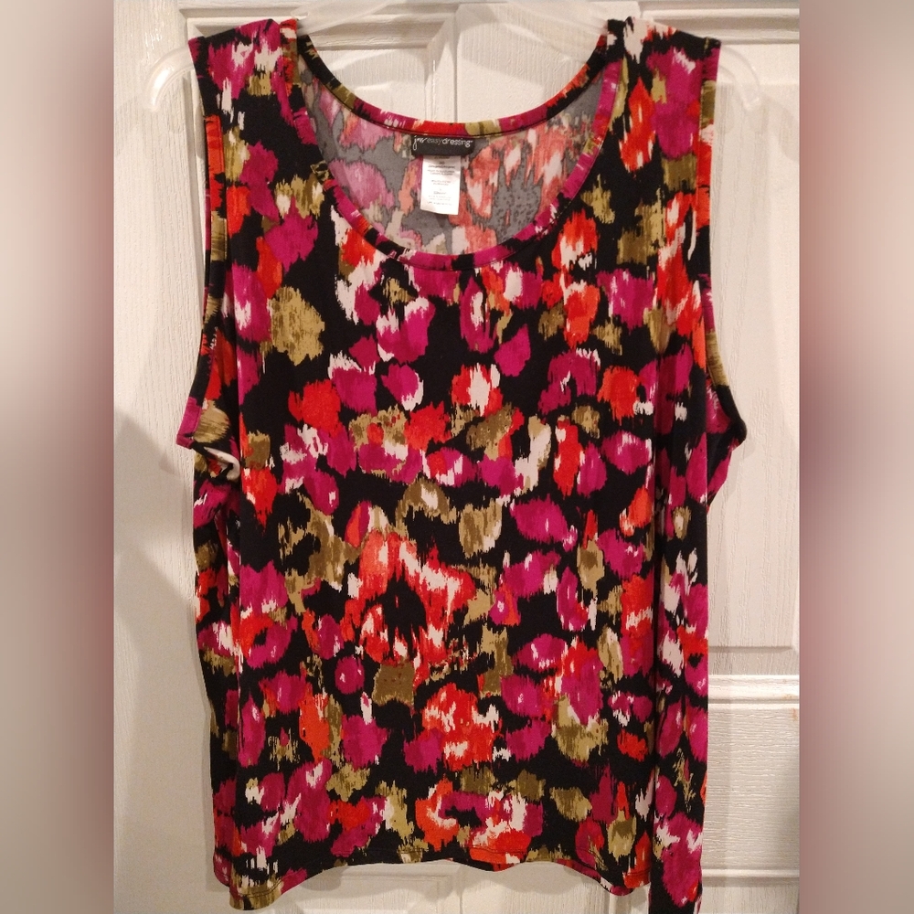 Women's tank stretchy. 29 x 28